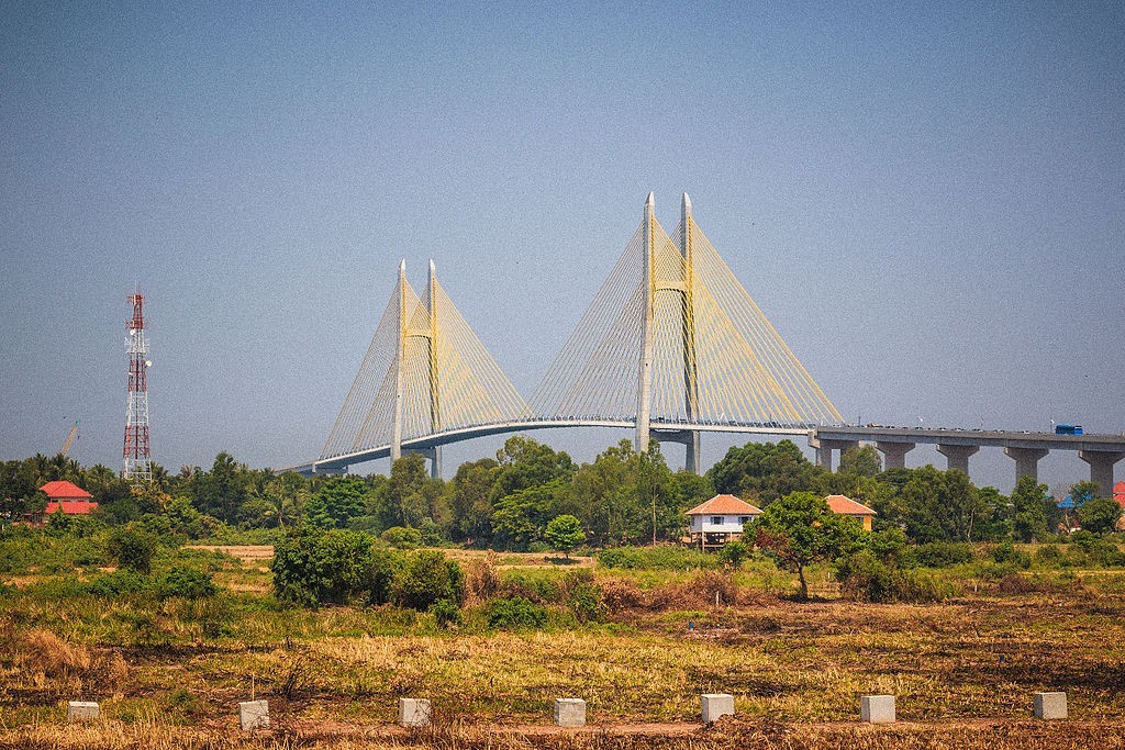 The Neak Leung bridge
